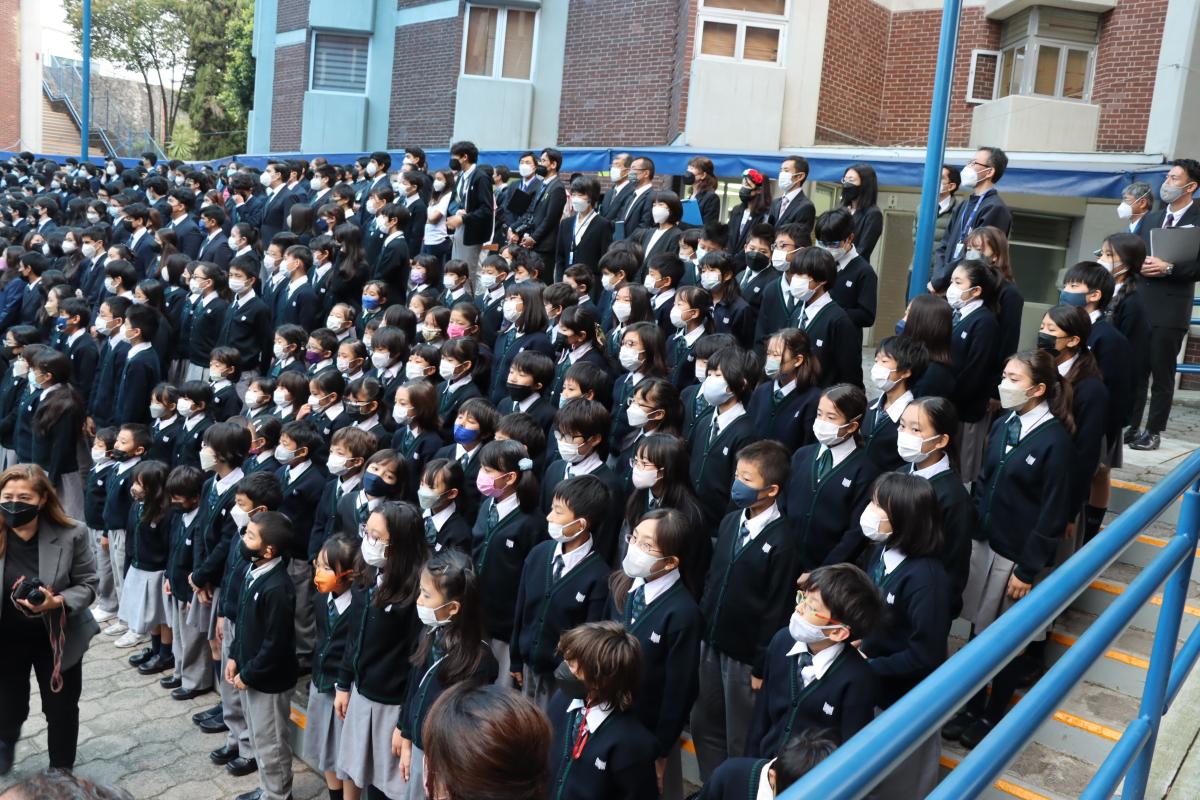 学院朝会の様子