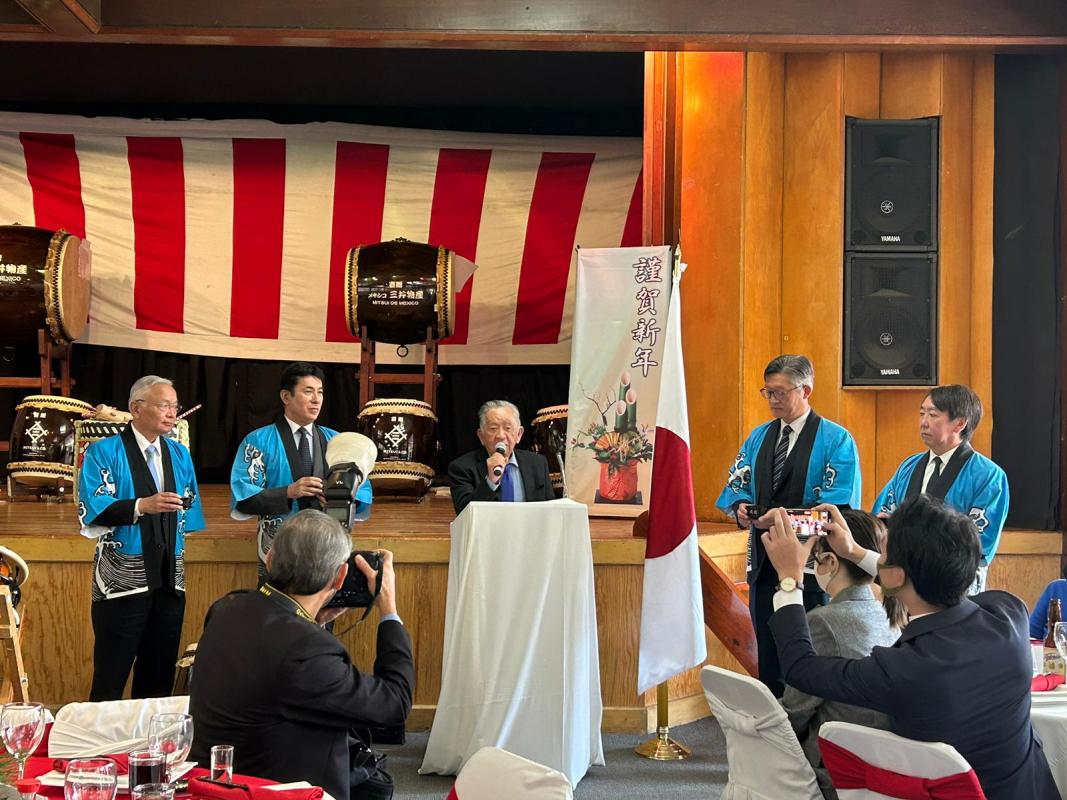 Parabras del Sr. Kasuga